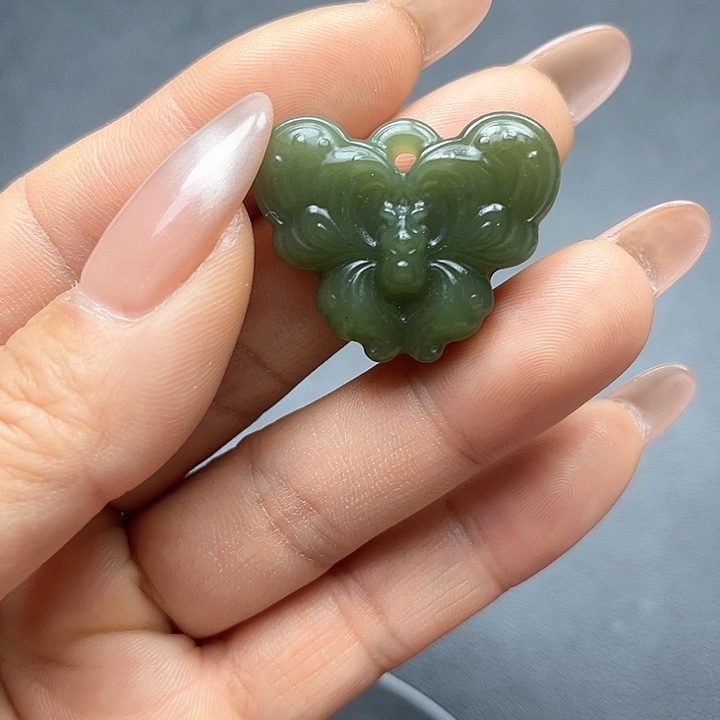 【闪购商品】颈饰未镶嵌和田玉