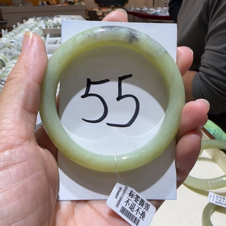 和田玉未镶嵌手镯606