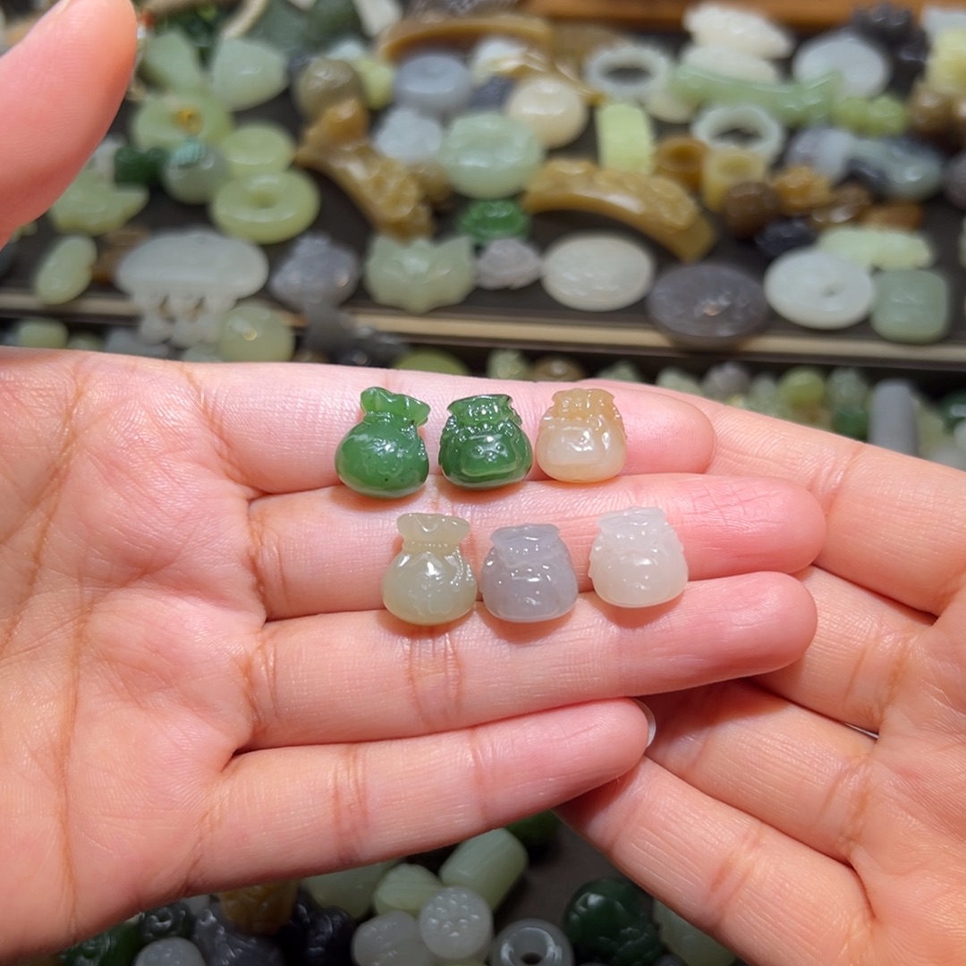 未镶嵌和田玉珠宝半成品118一个多样性发其一