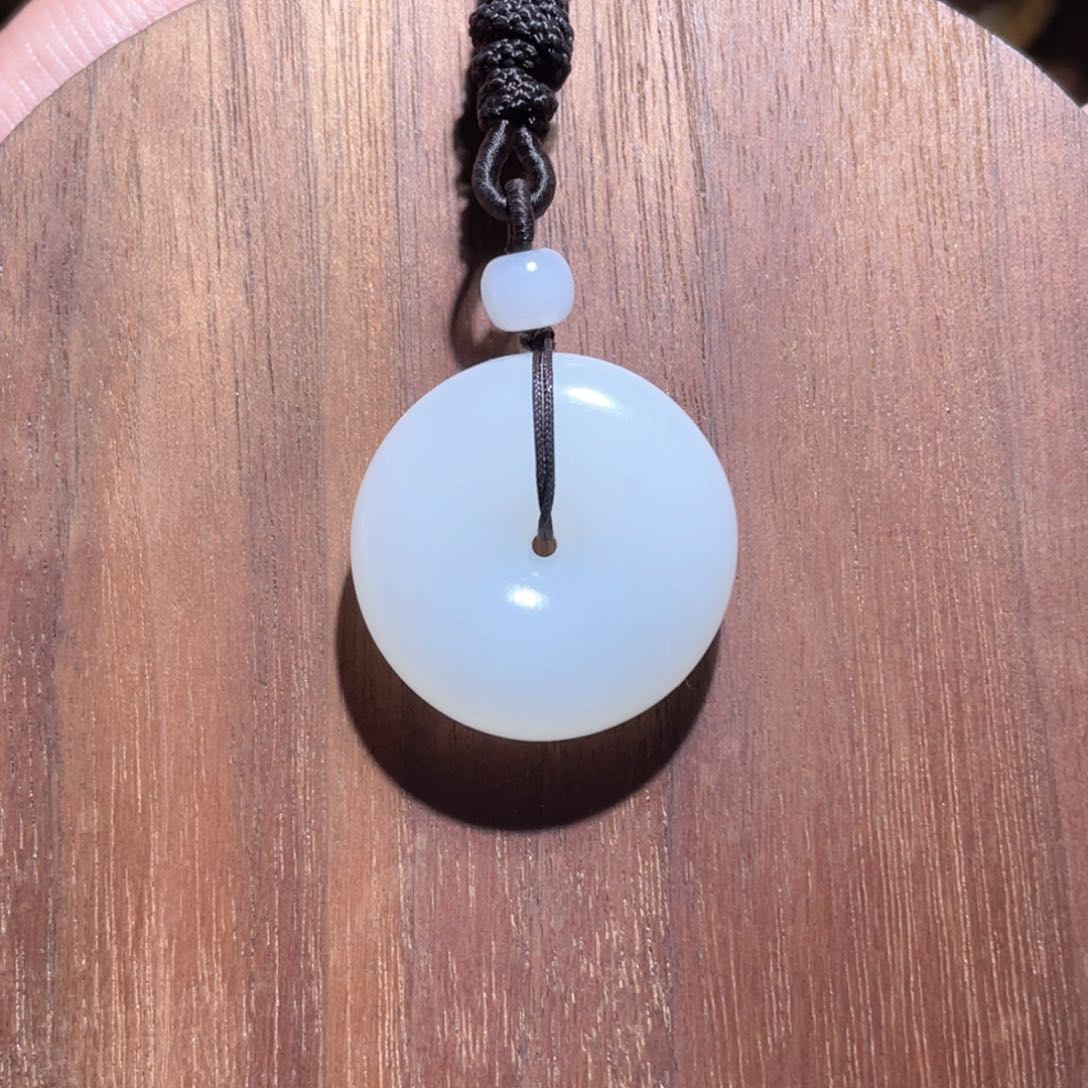 未镶嵌手链和田玉卡26.5