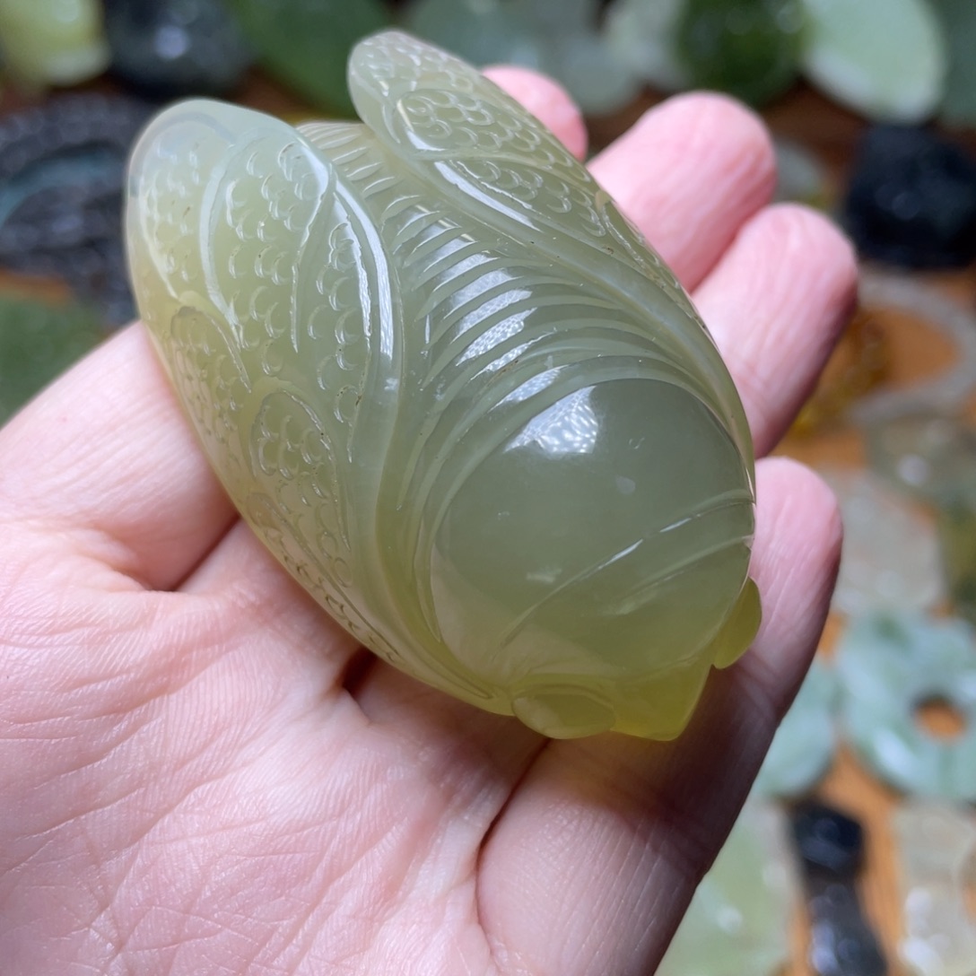 未镶嵌蛇纹石玉手把件