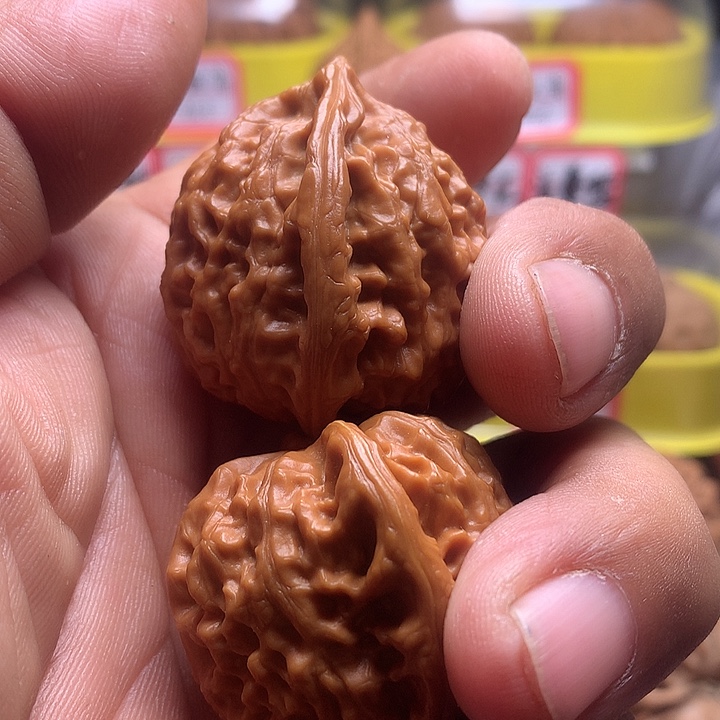 吊坠文玩核桃遥****、金牛38