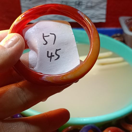 玛瑙/玉髓手镯未镶嵌