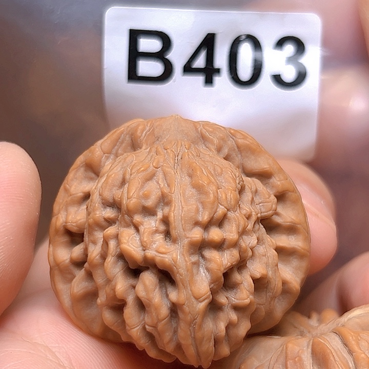 文玩核桃吊坠44免四座楼