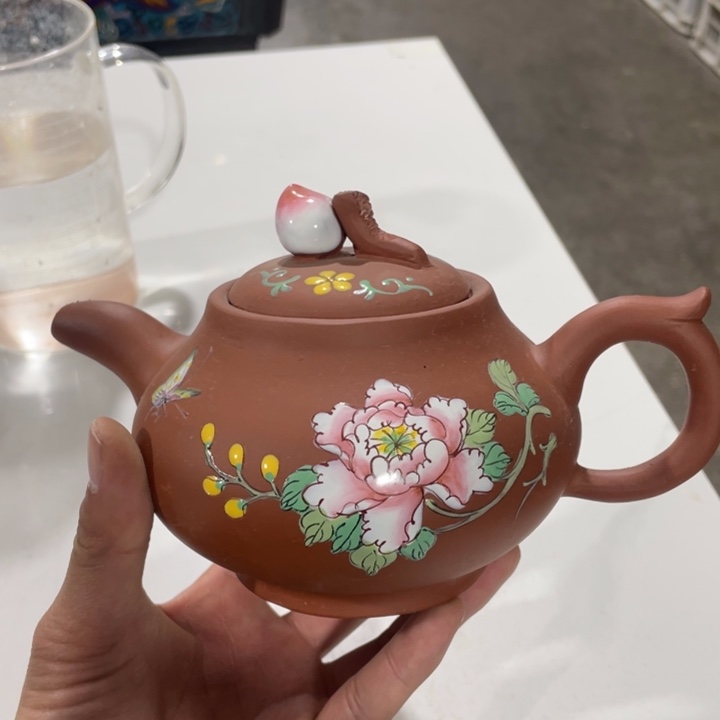 紫砂茶壶老厂紫砂壶一件。