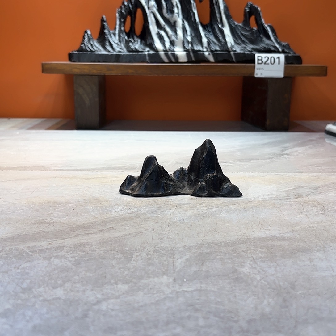 摆件中*灵璧石奇石摆件 