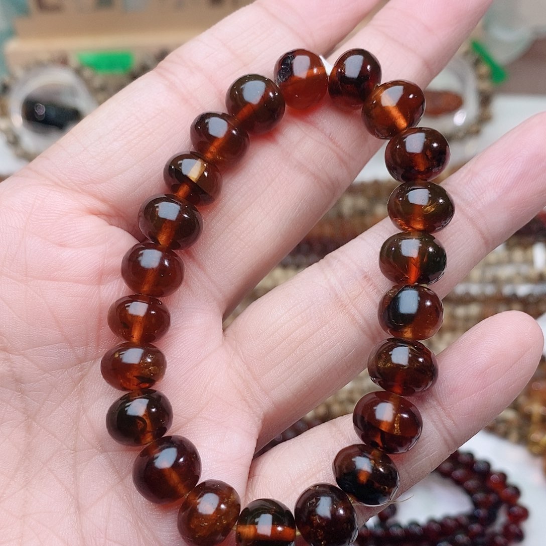 琥珀未镶嵌裸石血珀