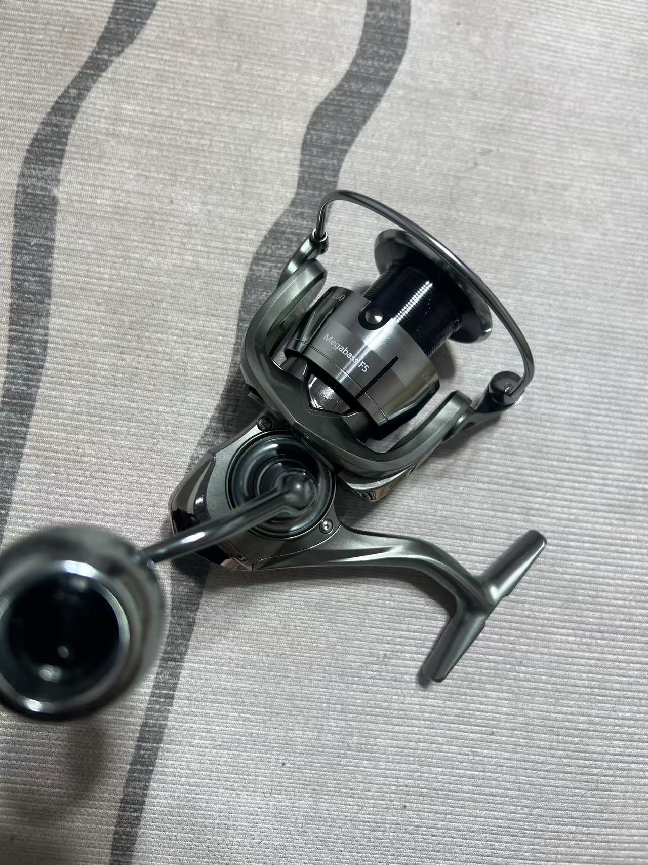 球形握丸镁合金通用海钓纺车轮适合淡海水环境