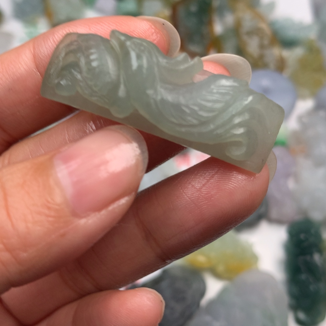 定制翡翠未镶嵌翡翠