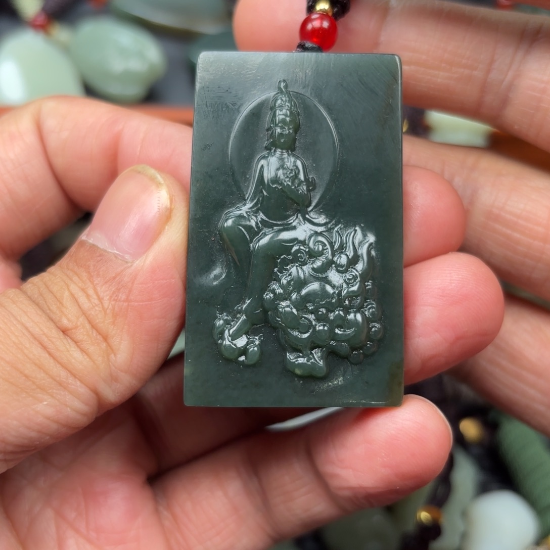 和田玉吊坠未镶嵌