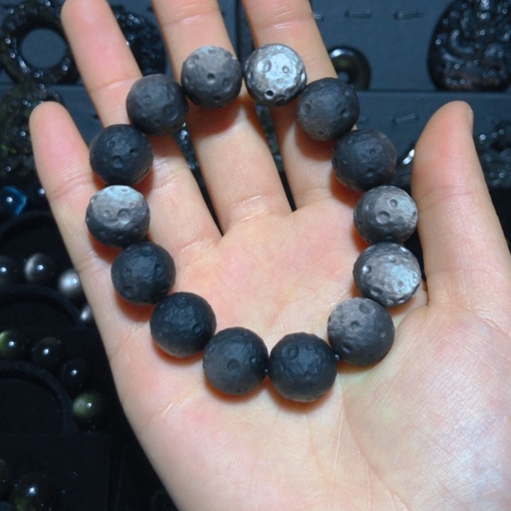 黑曜岩珠宝奇石未镶嵌见**走