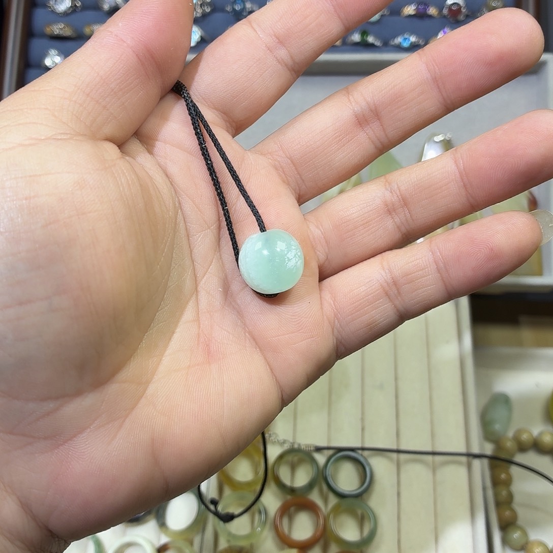 蛇纹石玉未镶嵌戒指