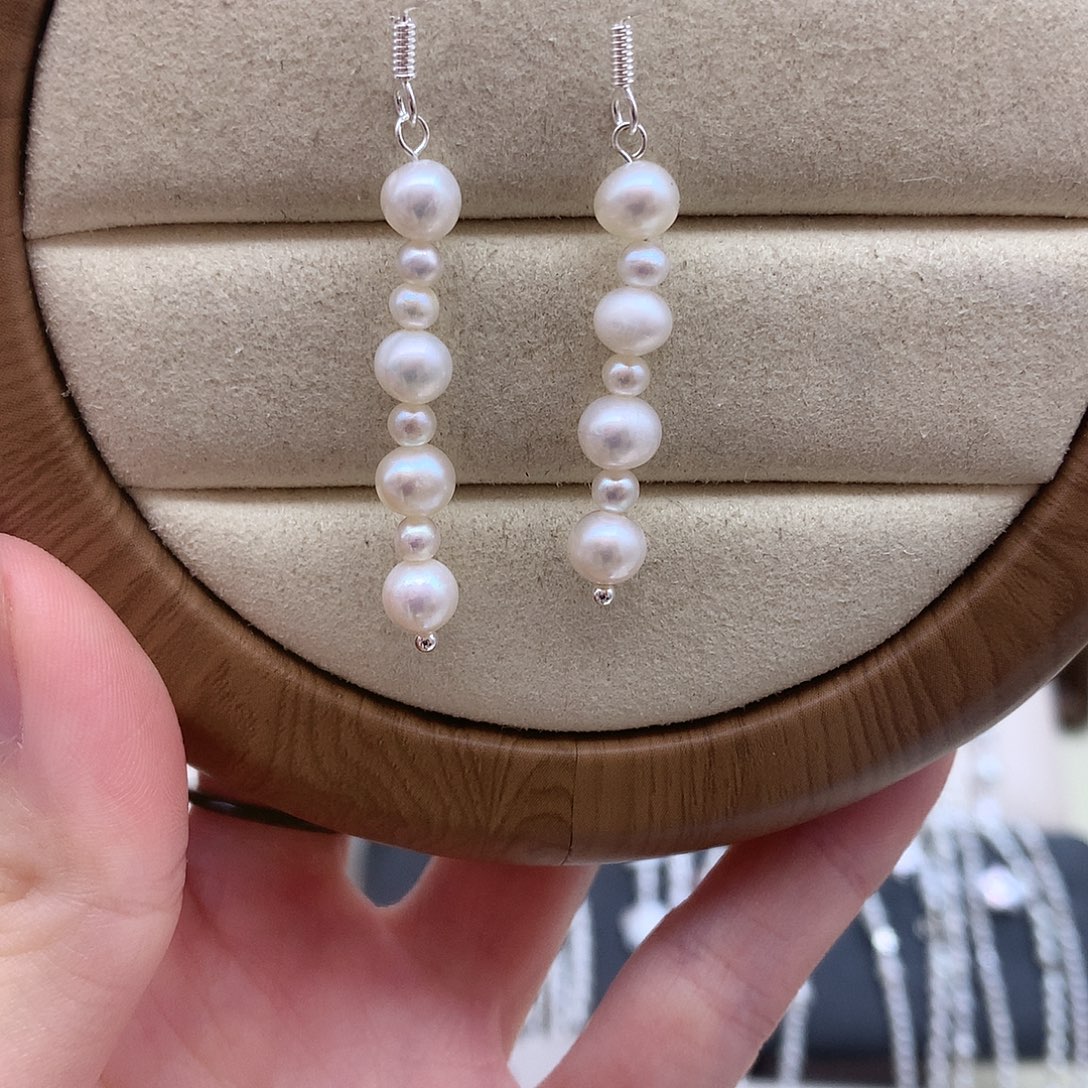 未镶嵌淡水珍珠耳饰