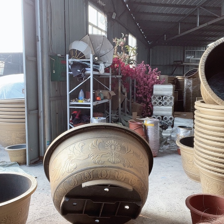 圆50两个有孔金色