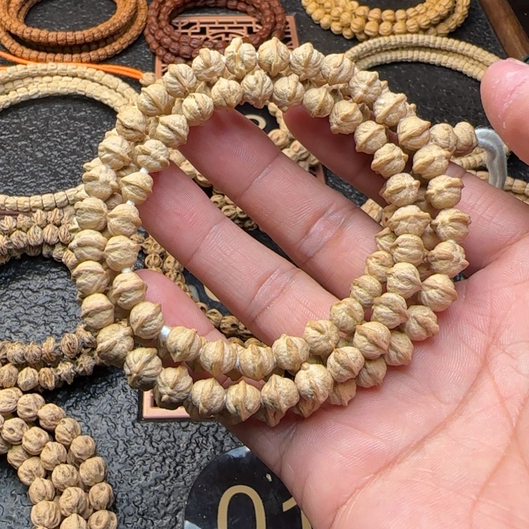 柏香籽/百香籽吊坠雀*