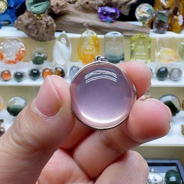 水晶颈饰银S925镶嵌清**笑吊坠
