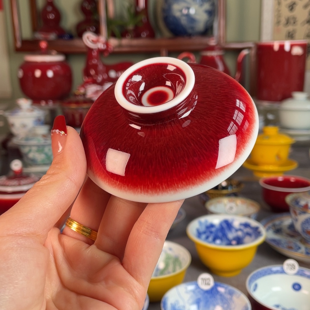 中***辉清欢雅玩原矿郎红福利盖子