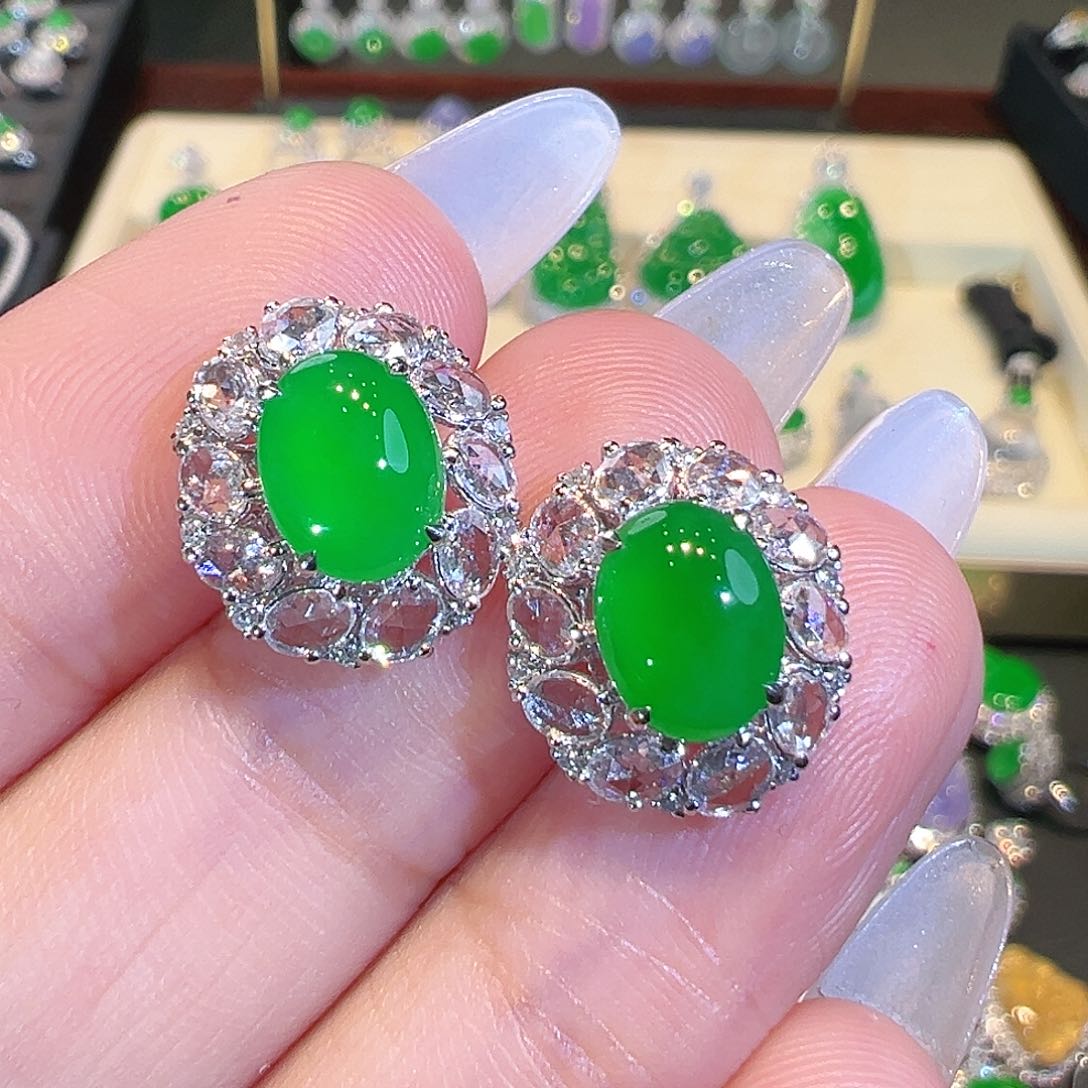 翡翠耳钉18K金镶嵌翡翠
