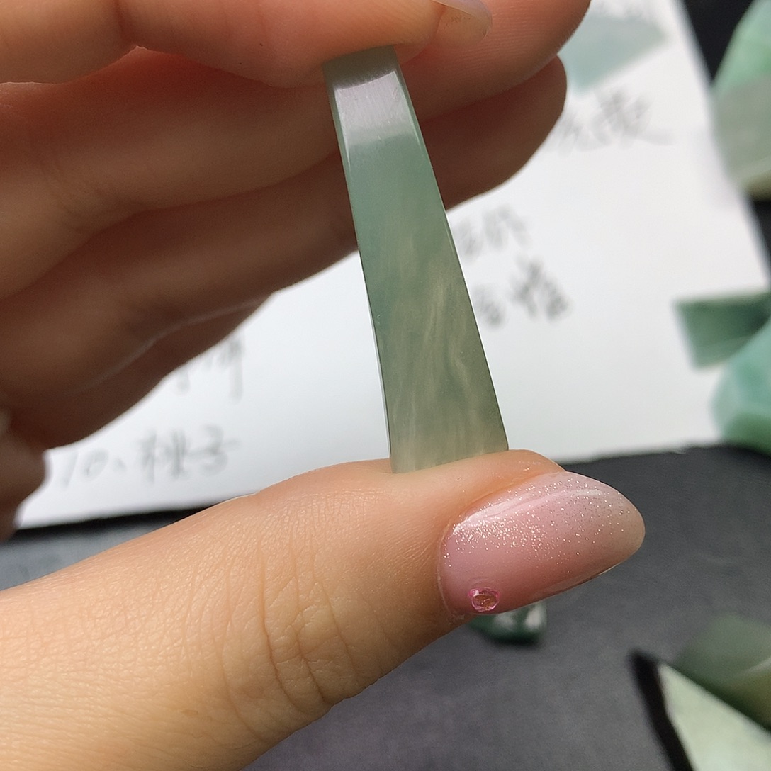 翡翠未镶嵌颈饰翡翠首饰未镶嵌吊坠