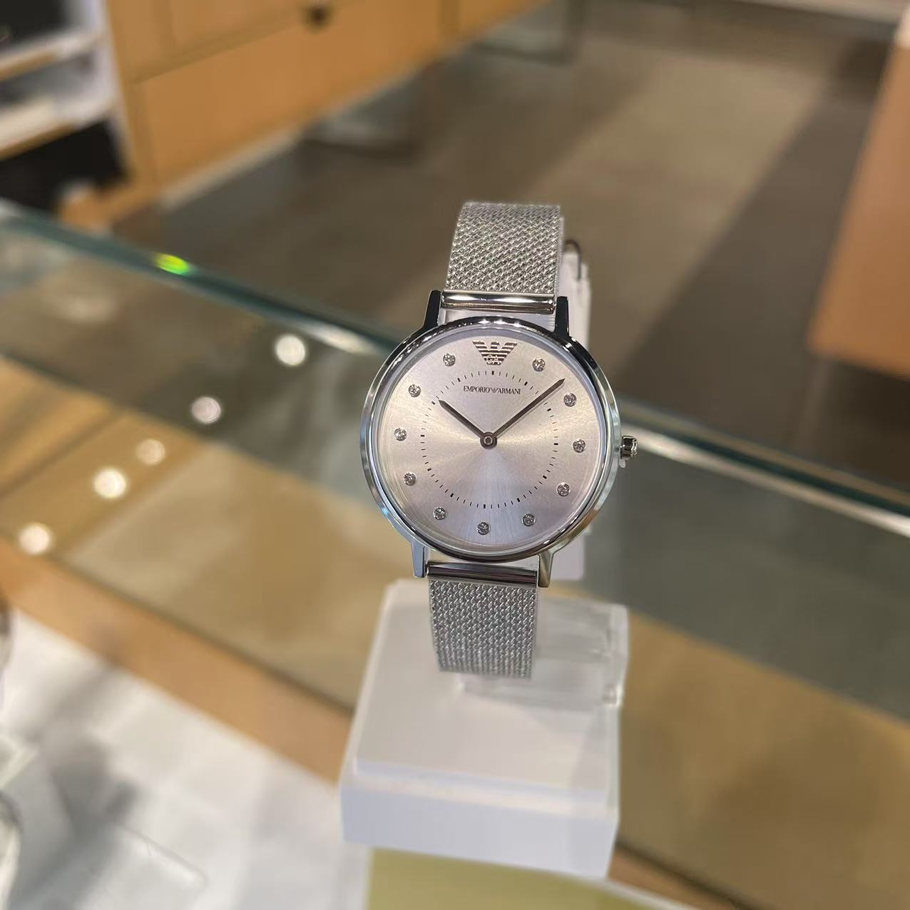 Emporio Armani安普里奥.阿玛尼女士石英表表盘32MM AR11128