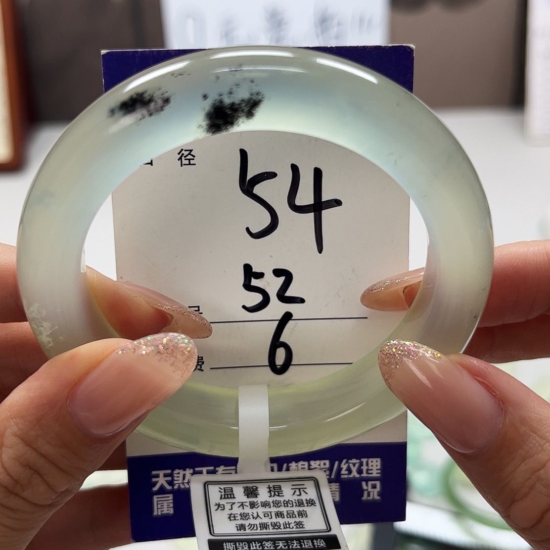 云***鹤蛇纹石玉未镶嵌手镯