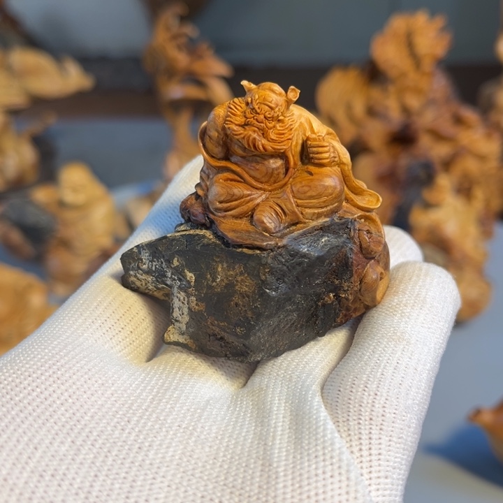 柏木（崖柏）根雕工艺摆件