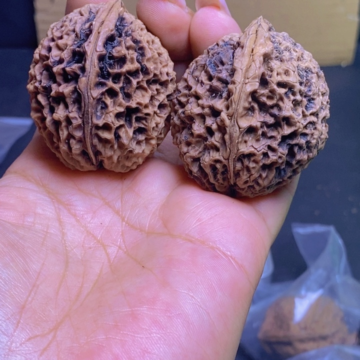 把件文玩核桃24-39mm