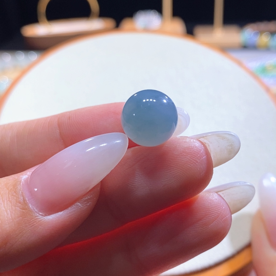 翡翠未镶嵌吊坠(不含链)翡翠海蓝之谜色珠卡12.5m