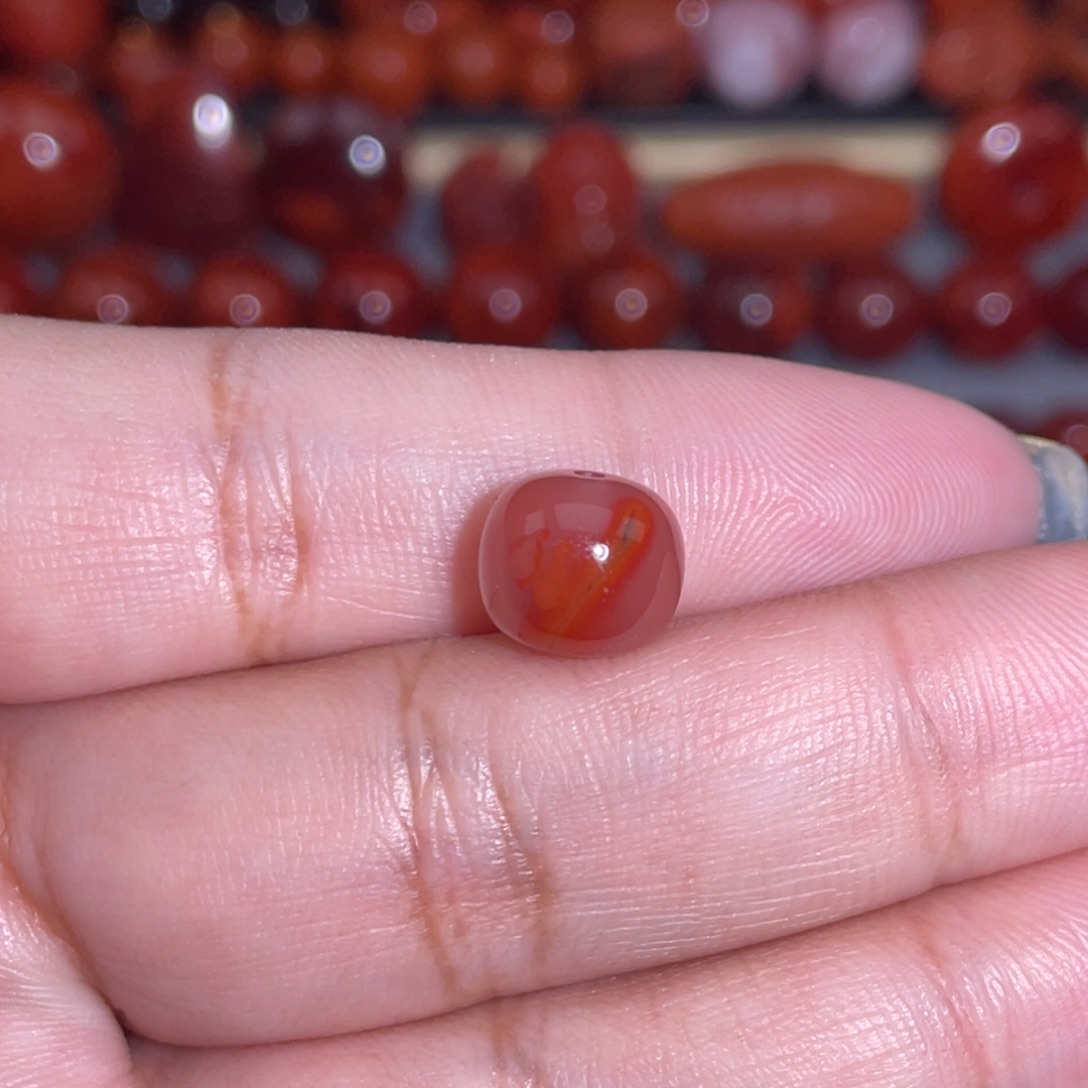 小***班南红玛瑙未镶嵌老型