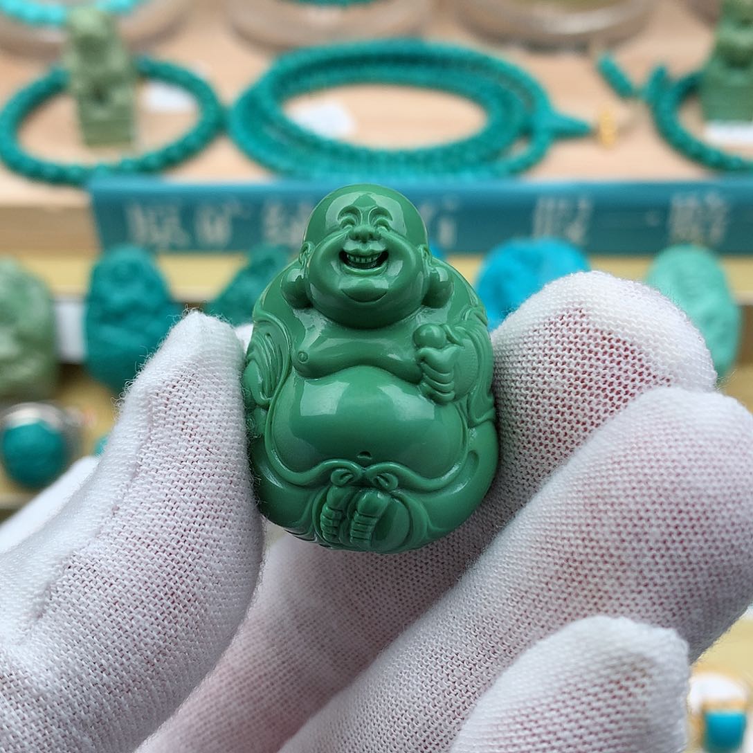 绿松石颈饰未镶嵌