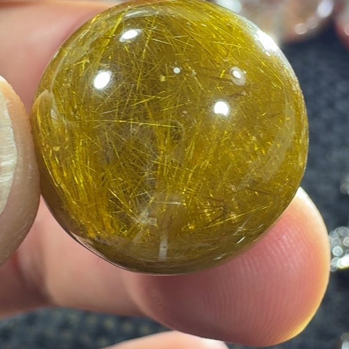 未镶嵌颈饰水晶主****予