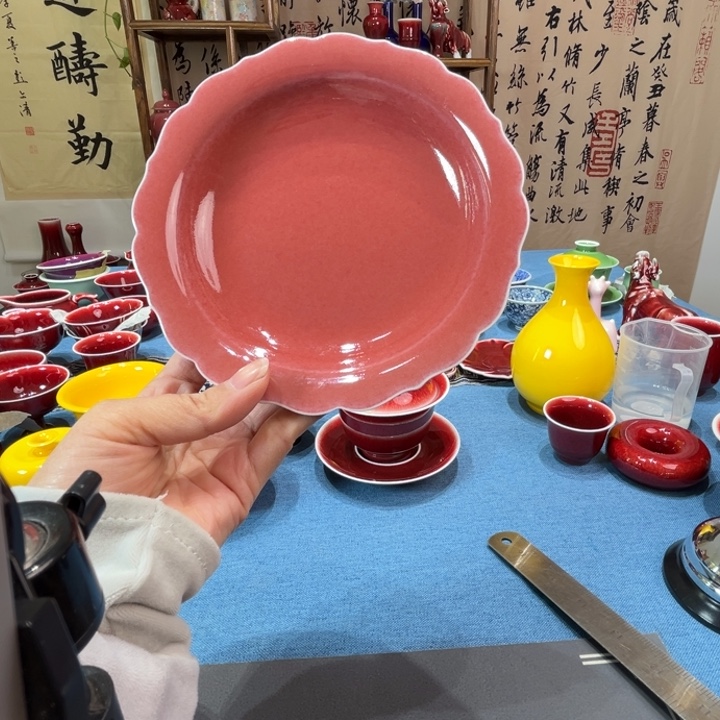 阿***哥景德镇陶瓷豇豆红花口壶承