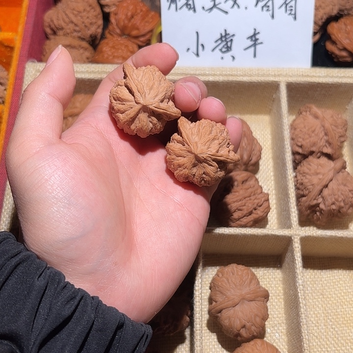 文玩核桃吊坠崔凯异形