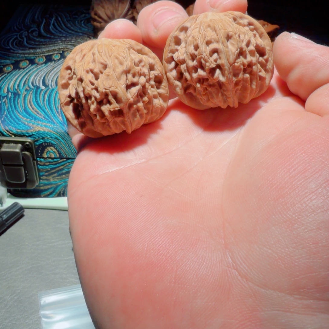 梦***。吊坠文玩核桃40山地磨403835