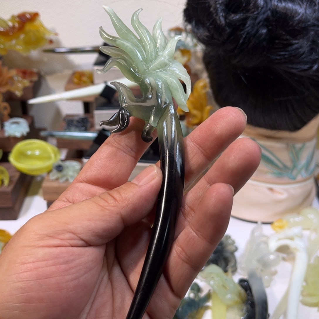 蛇纹石玉发簪合金