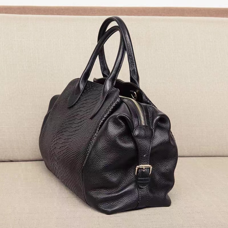 菱格链条时尚手提女包    H044