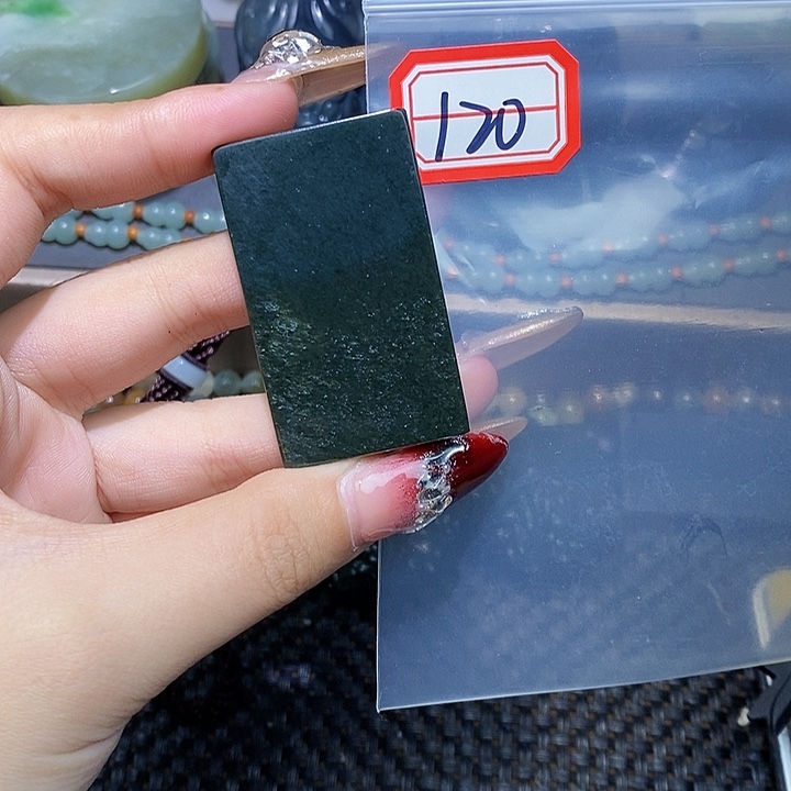 和田玉和田玉边角料随机发未镶嵌