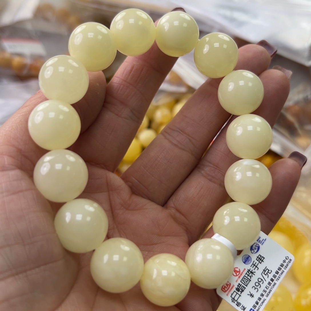 琥珀珠宝奇石未镶嵌