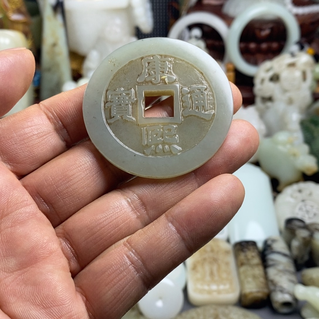 众***城和田玉（糖玉）未镶嵌颈饰