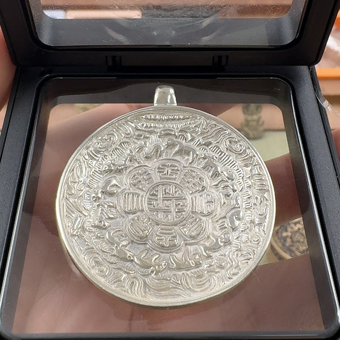 y***u合金类东西真好看真好看