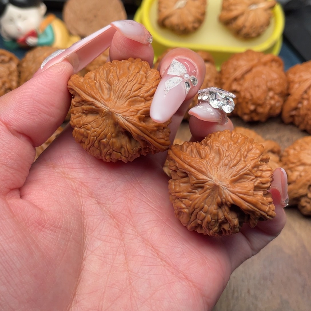 把件文玩核桃全品，红皮山地磨40，复刻底