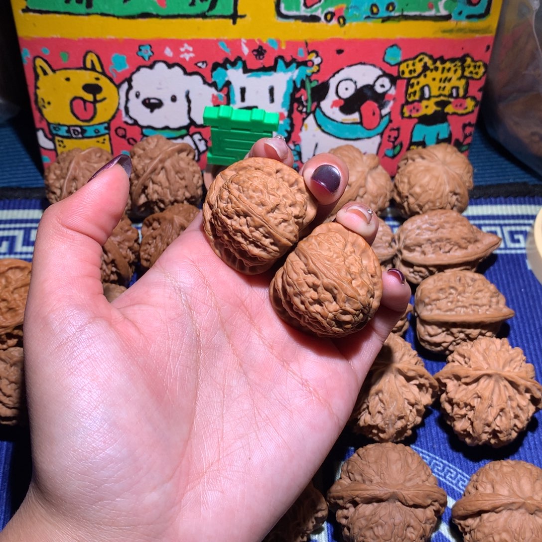 文玩核桃吊坠36白狮子109