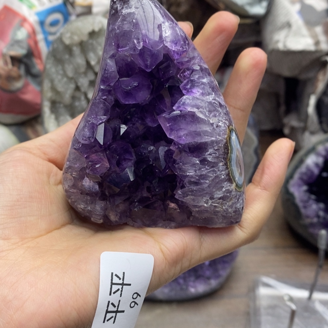 未镶嵌水晶大型摆件（非配饰）