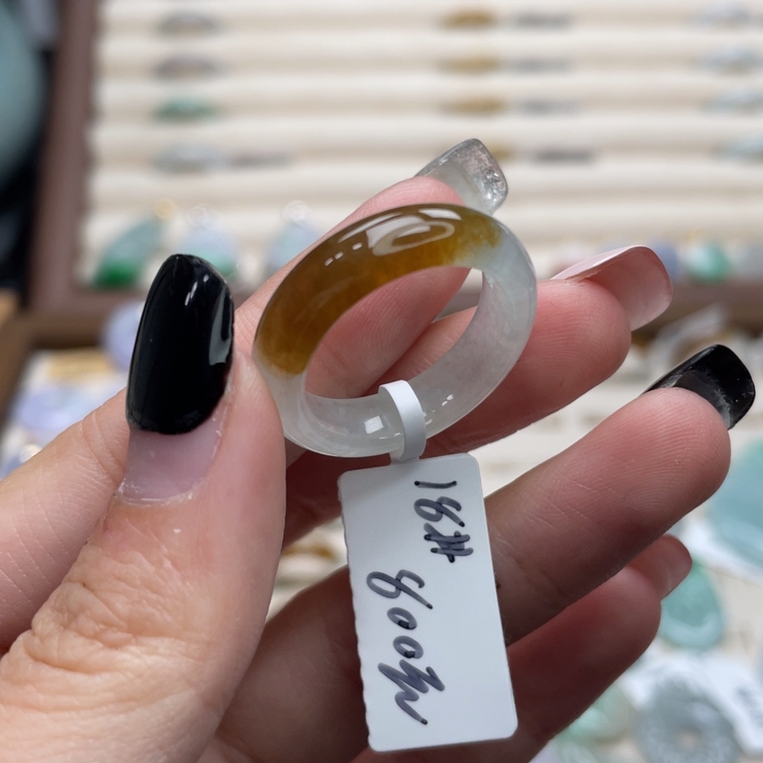 翡翠未镶嵌戒圈a78港圈 18一口糖