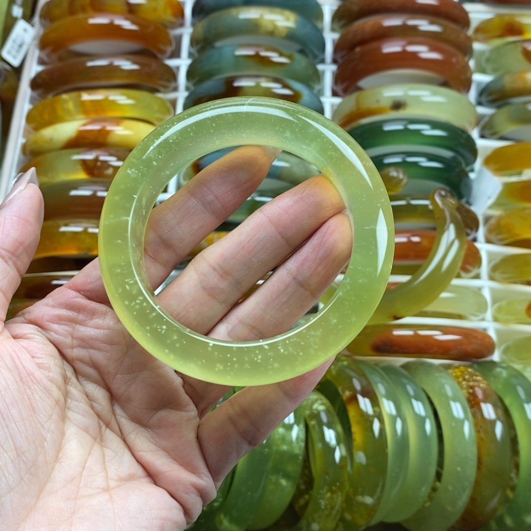 未镶嵌蛇纹石玉手镯58