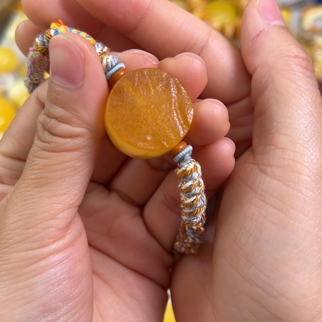 蜜蜡裸石未镶嵌蜜蜡