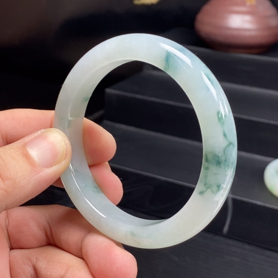翡翠未镶嵌手镯59圈