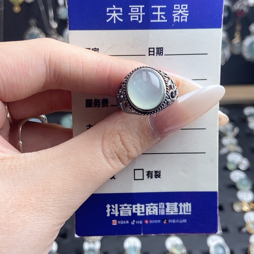 【闪购商品】岫玉戒指银S925镶嵌山****己开口