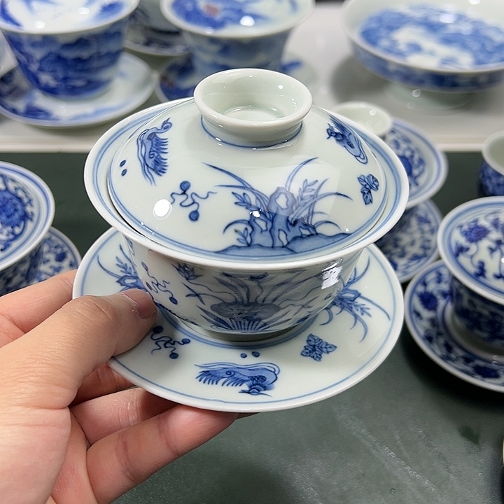 微瑕柴窑鸳鸯戏水三才元宝