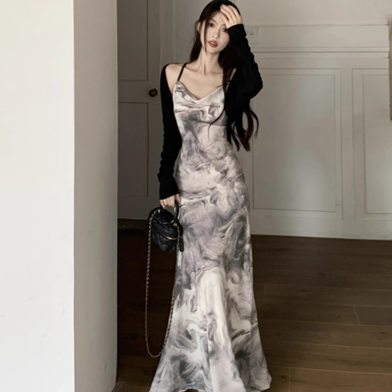 【两件套】国风新中式水墨画长款修身吊带挂脖连衣裙配开衫D0980